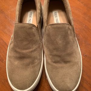 Steve Madden Suede Slip on Taupe Shoes